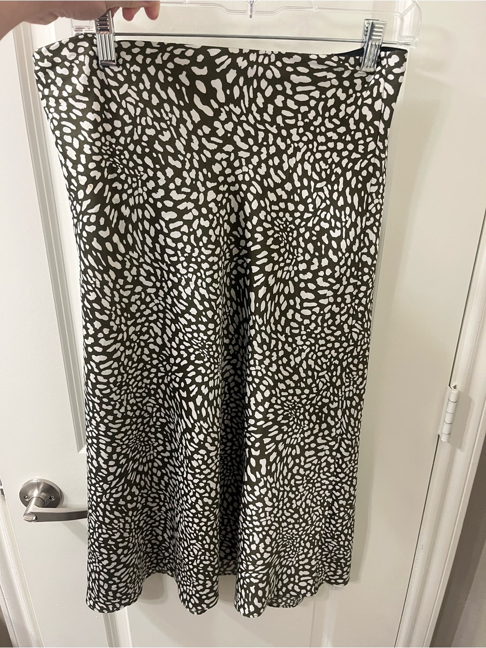 LOFT green and White Abstract Print Skirt